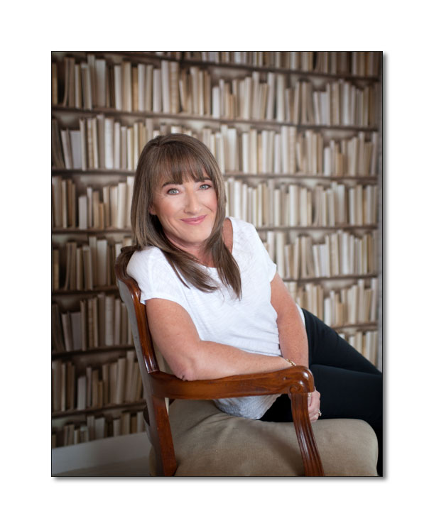 headshot, personal branding, career coach, what does your headshot say aabout you